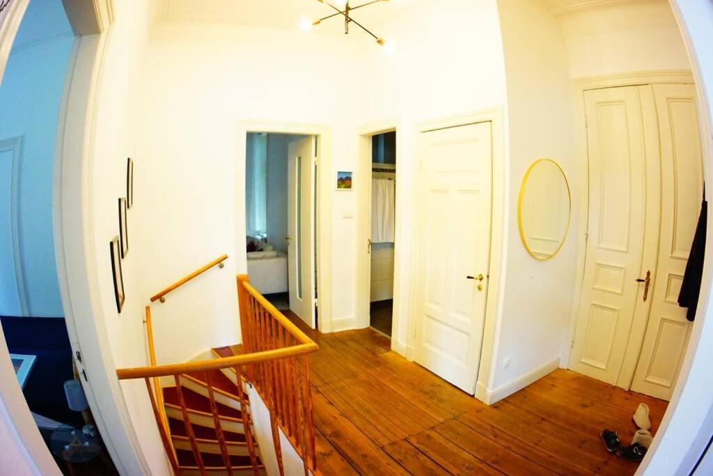 Grosszuegige 185M2-Altbauwohnung In Bestlage 7Zimmer-2Baeder-2Kuechen-2Wcs Hamburg Exterior photo