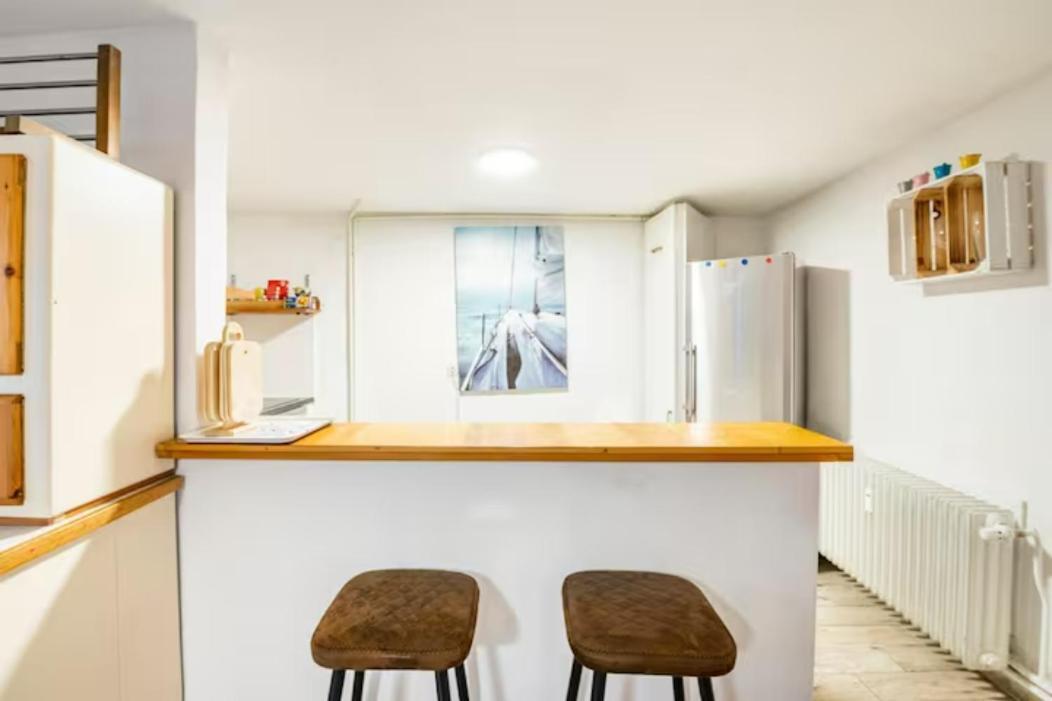 Grosszuegige 185M2-Altbauwohnung In Bestlage 7Zimmer-2Baeder-2Kuechen-2Wcs Hamburg Exterior photo